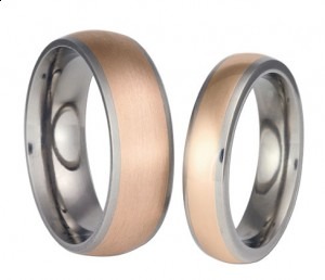 titanium ringe med en "svævende" brillant 0,06ct TW/ SI