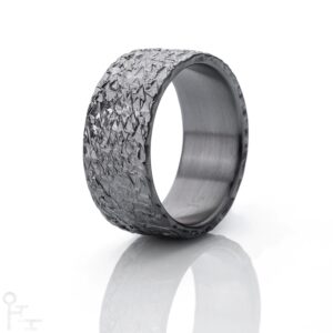 Tantal ring - med "kristallin" overflade