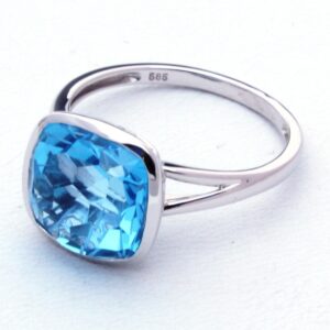 Topas ring 14 kt hvidguld